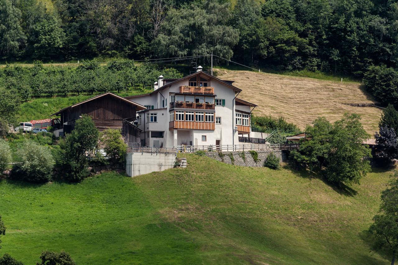 Berggasthof Locanda Alpina Dorfner 몬타냐 외부 사진