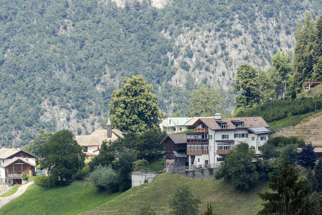 Berggasthof Locanda Alpina Dorfner 몬타냐 외부 사진