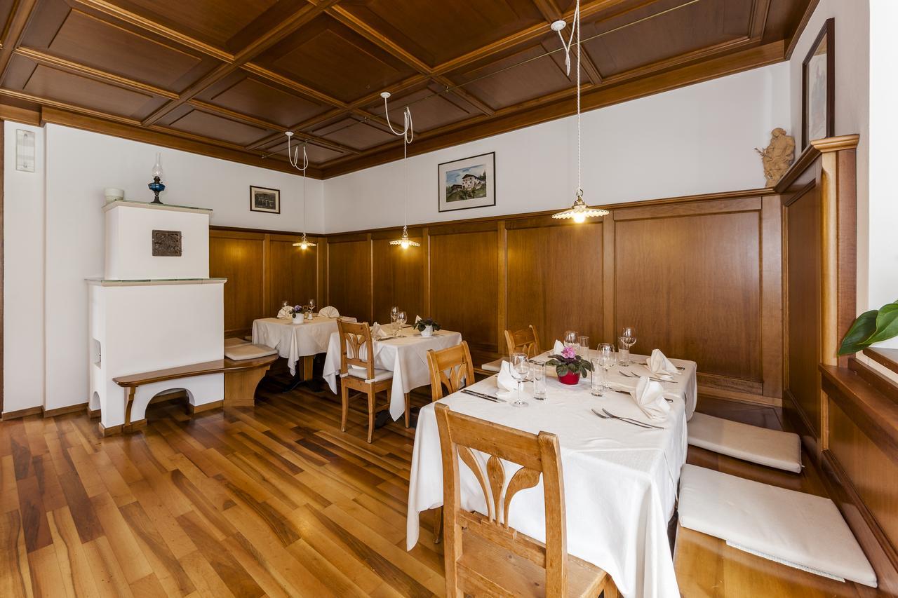 Berggasthof Locanda Alpina Dorfner 몬타냐 외부 사진